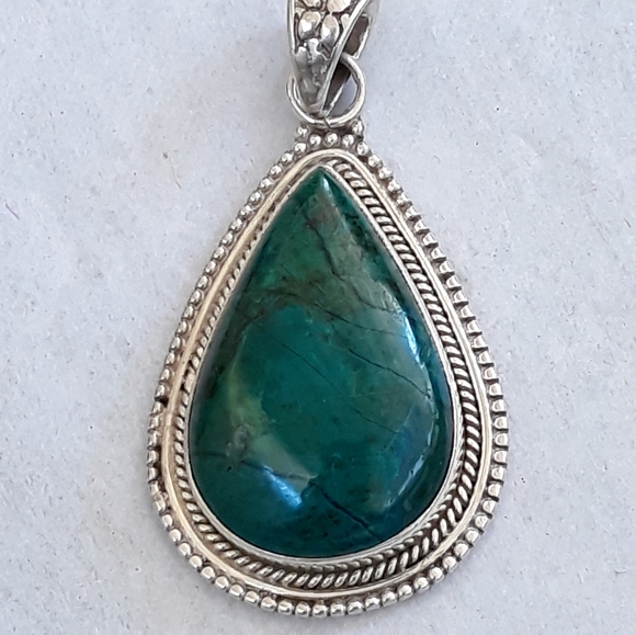 Green Chysocolla Sterling Silver Pendant - Picture 4 of 6